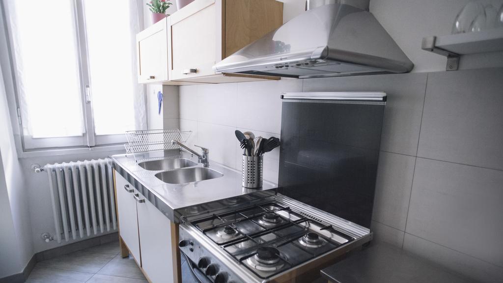 Italianway-Corso Sempione 96 Apartment Milan Bagian luar foto
